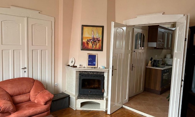Ruse Center Apartment | Kid-Friendly Albert Guest House with Excellent 9.6 Rating