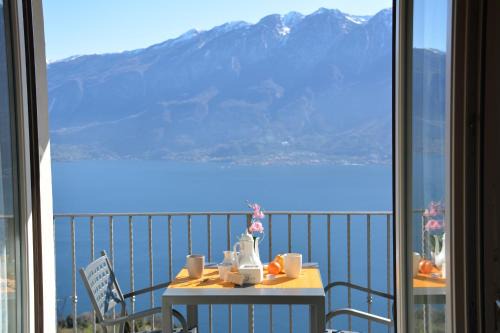 Tignale Apartment | Albicocca: Guest Rated 9.7, Pet and Child Friendly Retreat