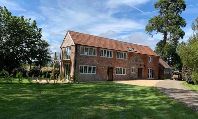Oldbury-on-Severn Apartment | Experience Serenity at Albion Barn “Sunset View”
