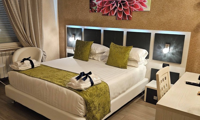 Fiumicino House | Top Rated Albis Rooms Guest House with Spa & Breakfast