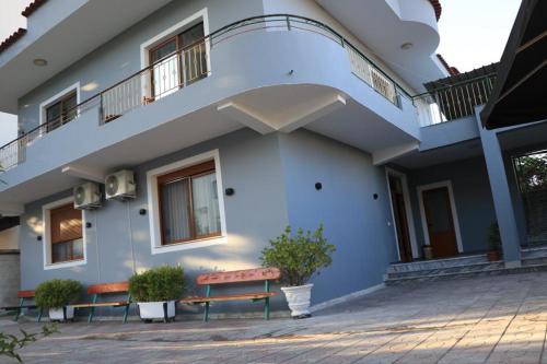 Sheqi i Vogel House | Albora Guest House: Child-Friendly and Rated 9.5/10