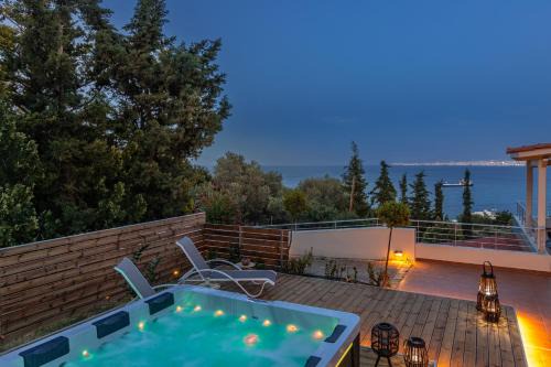 Linoperamata Apartment | Indulgent Albore ImBlue: Jacuzzi Bliss in Scenic Countryside