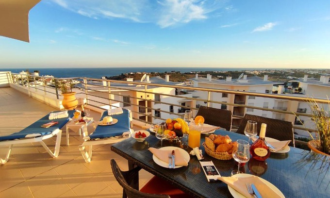 Albufeira Apartment | Discover Albufeira Orada Penthouse - 4-Star Excellence