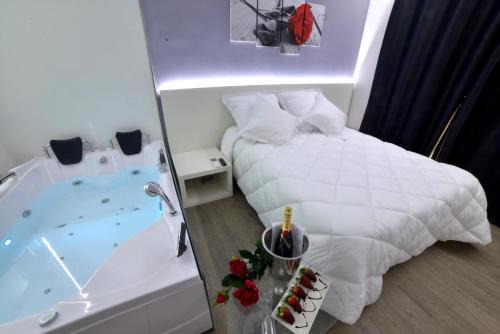 Alcala del Jucar Hotel | Cozy Stay at Alcalá del Jucar Hotel Pelayo with Breakfast