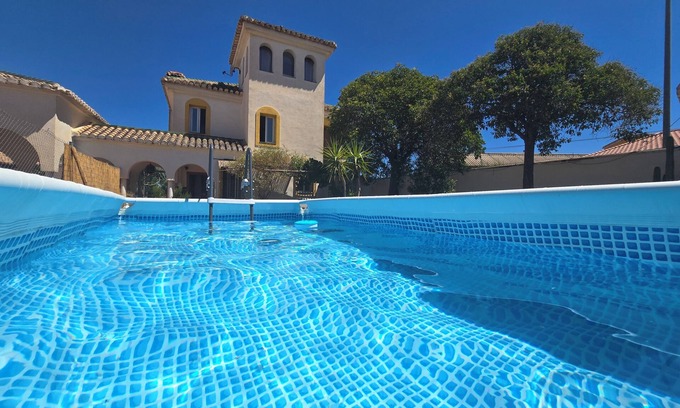 Alhendin Apartment | Alcazaba - Scenic Escape in Sierra Nevada, Alhendin