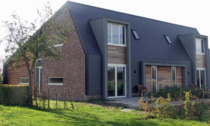 Aarle-Rixtel Apartment | Discover Aldörrum Hoevelogementen with Spa and Family Amenities