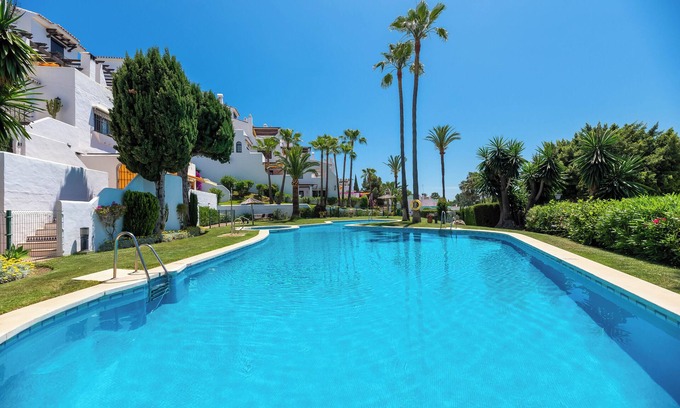 Nueva Andalucia Cottage | Relax at Aldea Blanca Nueva Andalucía with Pool & Spa
