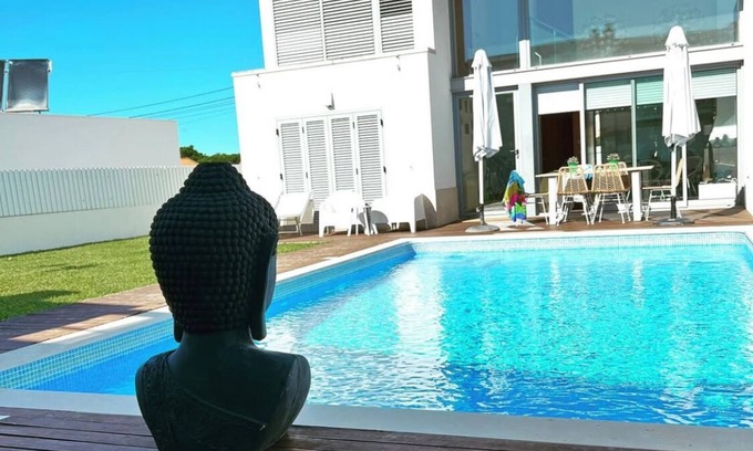 Caixas Villa | Experience Aldeia do Meco: Beachfront Bliss near Lisbon