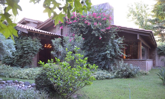 Guaymallen House | Home Away From Home - Aldila Casa with Pool & Spa