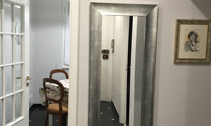 Nervi Apartment | Discover Aldo's House: Steps from the Sea in Nervi