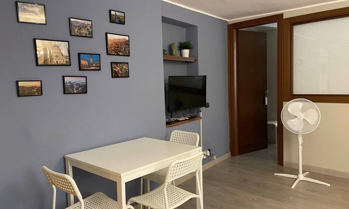 Citta Bassa Apartment | Discover Alessandro 82: Cozy Haven in Bergamo