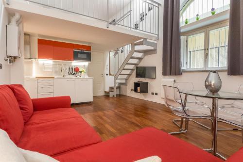 Cagnola Apartment | Pet-Friendly Alessia's Flat in Portello - Great for Families