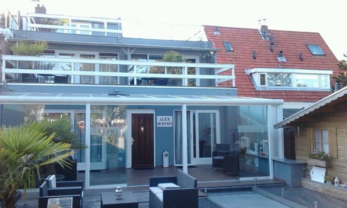 Zwanenburg House | Discover Comfort at Alex Rooms - Guest Rated 6.8/10