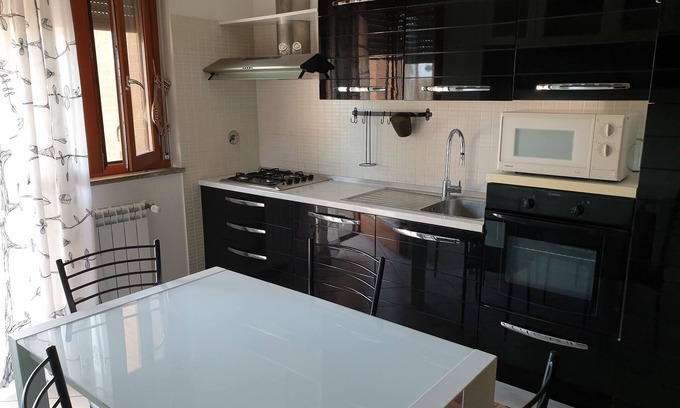 Zona LI La Storta Apartment | Unforgettable Stay at Alex's House - Rated 10/10!