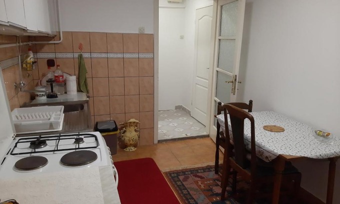 Zenica Apartment | Budget-Friendly Alex Studio: Perfect for Families