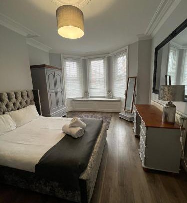 South Shields Apartment | Family-Friendly Alexander Apartments in South Shields
