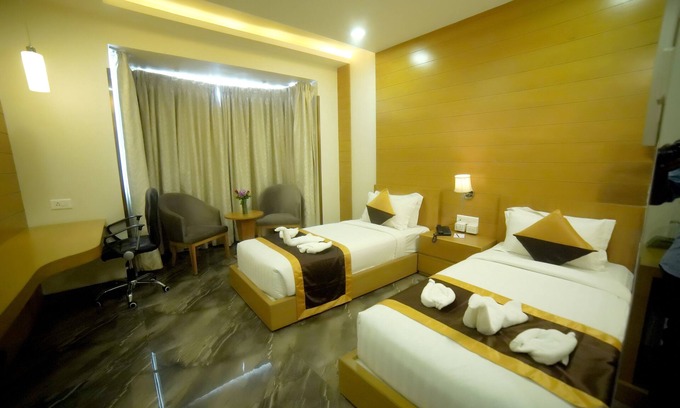 Anantapur Hotel | Elegant Alexander Hotel: Rated 9/10 with Great Amenities