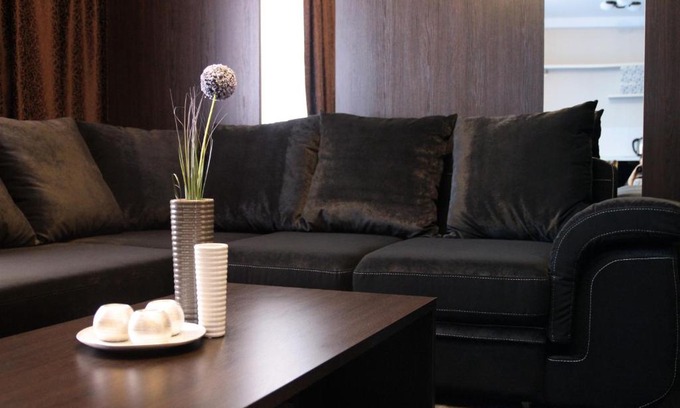Solomjanskyj Apartment | Guest Rated 9.7 - Alexandra Apartments Near Industrial Bridge