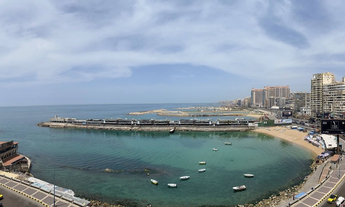 Ar-Raml 1 Apartment | Seaside Alexandria Apartments with Family-Friendly Amenities