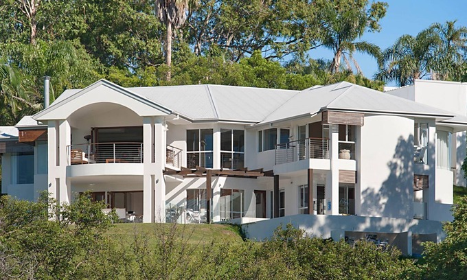 Doonan Bed & Breakfast | Indulge at Alexandria Retreat - Oceanfront B&B Escape