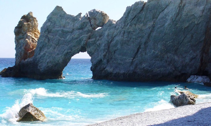 Skiathos Town House | Top-Rated Alexandros Guest House with Breakfast & Kitchen