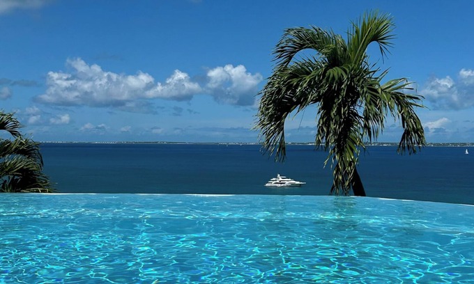 Grand Case Apartment | Alexina - Apartment near Friar's Bay Overlooking Beautiful Happy Bay, Grand Case