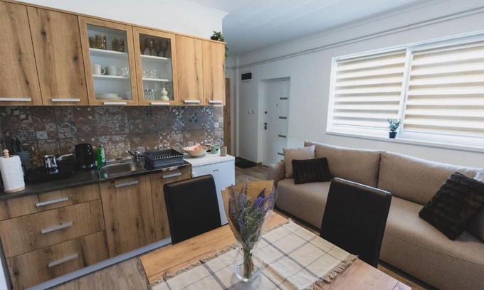 Subotica Apartment | ALFA Apartmani: Guest Rated 10/10 for Families and Pets
