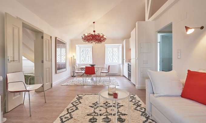 Socorro Apartment | Alfama Chateau with Breathtaking Views & Spa Amenities