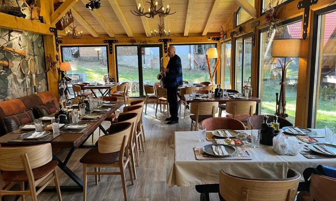 Panichishte Hotel | Discover Algara Hut: Family-Friendly with Top Reviews