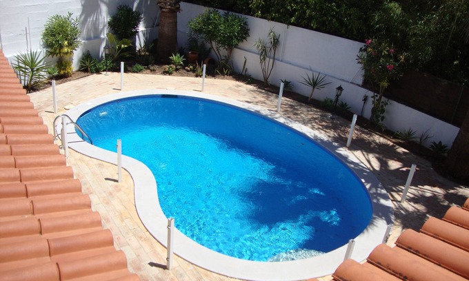 Gambelas House | Inviting Algarve House with Private Pool and Ocean Views