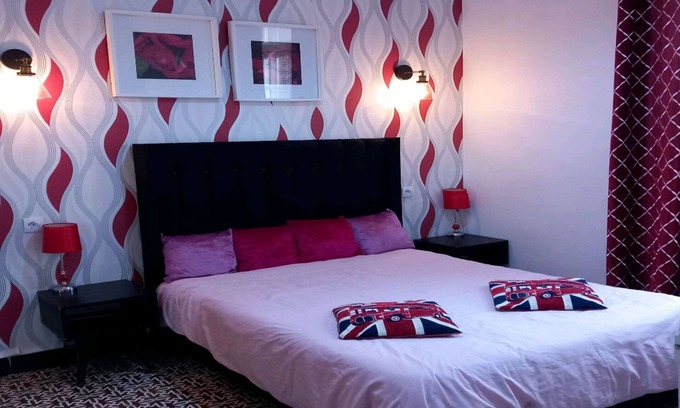 Sidi M'Hamed Apartment | Stylish Alger Centre Apartment with Free Internet & Breakfast