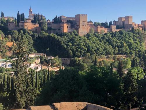 Sacromonte House | Pet-Friendly Retreat at Alhambra en el Sacromonte