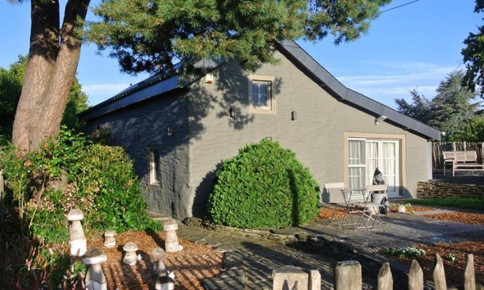 Tavigny House | Alhoumont: Rustic Retreat with Oceanfront Views