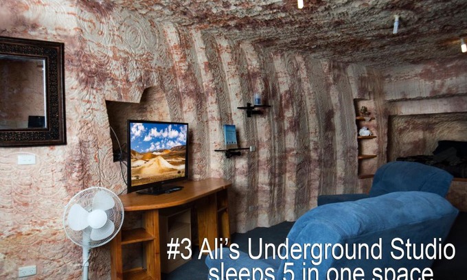 Coober Pedy Apartment | Explore Ali's Underground Studio: Pet-Friendly Oasis