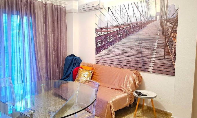 Raval Roig Apartment | Explore Alicante Central Apartment with Private Beach Access