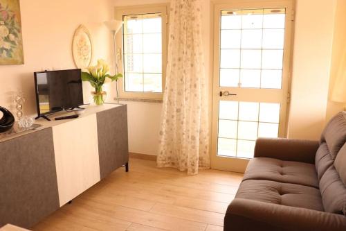 Sa Castangia Apartment | Scenic Vista Panoramica Just 5 Minutes from Lago Liscia