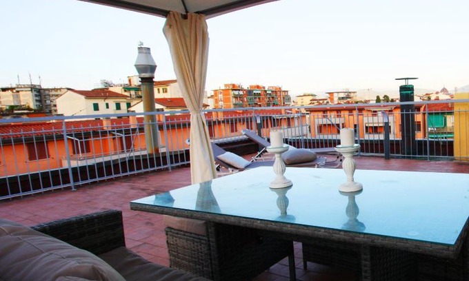 San Jacopino Apartment | Seaside Top Floor Apartment with Ocean Views & 9/10 Rating