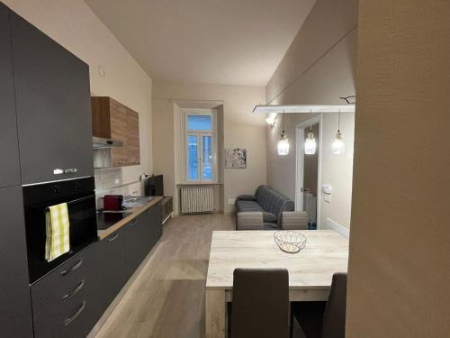Vercelli Apartment | Exceptional Family Retreat at Alice in Centro Hotel