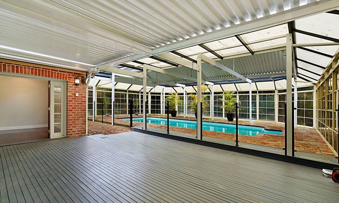 Speers Point House | Discover Alices Lake House: Water Views and Indoor Pool