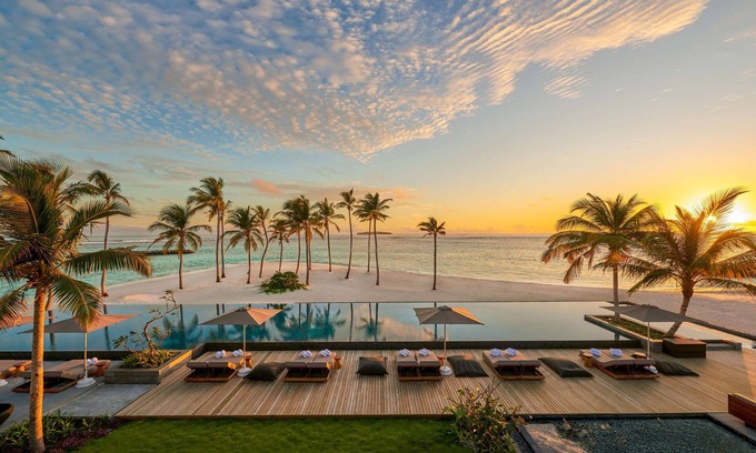 Raa Atoll Hotel | Indulge at Alila Kothaifaru Maldives - 5-Star Oasis