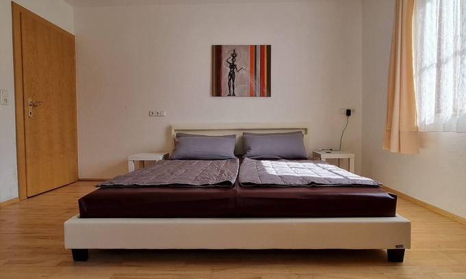 Unterrotte Apartment | Discover Alina's für 4: Perfect for Families and Pets