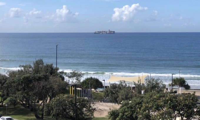 Kings Beach Apartment | Alinga Unit 5 - This holiday unit boasts an unbeatable location, with the waves just 200 meters away