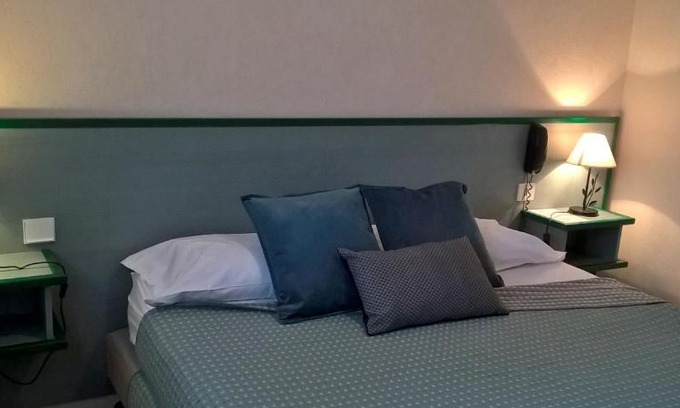 Bas-Mauco Hotel | Enjoy a Family-Friendly Stay at Hôtel Restaurant Alios
