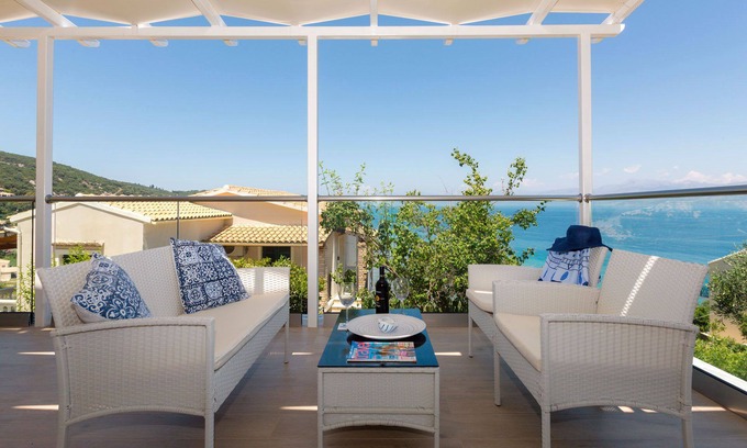 Apraos Apartment | Alisachni Seaside Maisonette