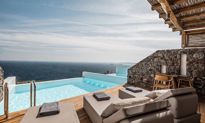Psarou Hotel | Discover Alissachni Mykonos: Guest Rated 9.8 with Pool & Spa