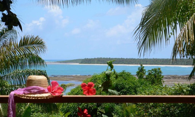 Morere House | Oceanfront Escape at Alizées Moreré - 4-Star Gem