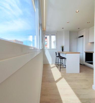 San Juan de Aznalfarache Apartment | Inviting Aljarafe Central Square - Family-Friendly Retreat