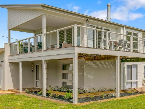 Smiths Beach House | Discover All Decked Out: Family-Friendly Comfort Awaits