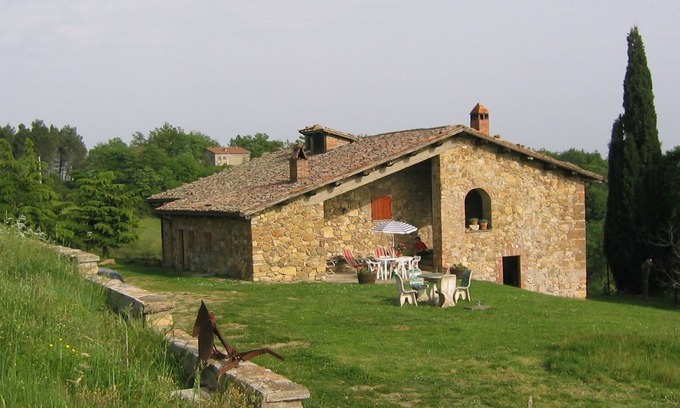 Acquapendente Cottage | Nature-Infused Retreat: Perfect for Families & Friends