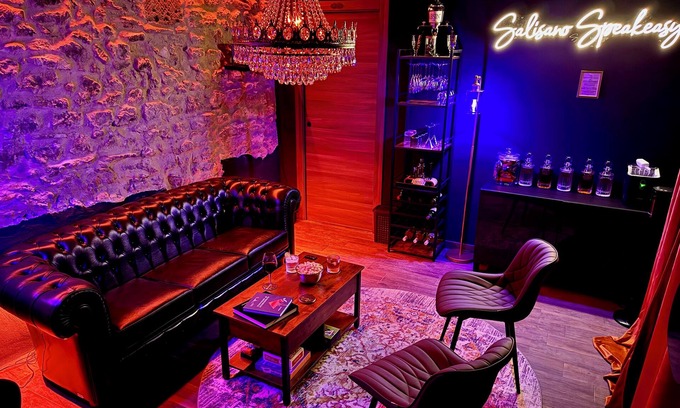 Salisano Apartment | All-Inclusive, 2 bed 1 bath Apartment, Private Speakeasy and Terrace near Rome!